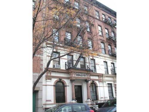 TWO BEDROOM ONLY 3,495 ** PRICED TO RENT 