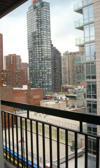 Upper East Side Hard to find combination, a Studio WITH terrace