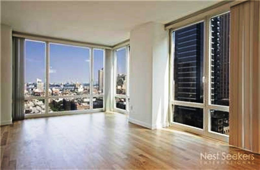 CONDO RENTAL 1BED/1BATH- MIDTOWN WEST. NEW BLDG. 1000 S/F FULL SERVICE BUILDING