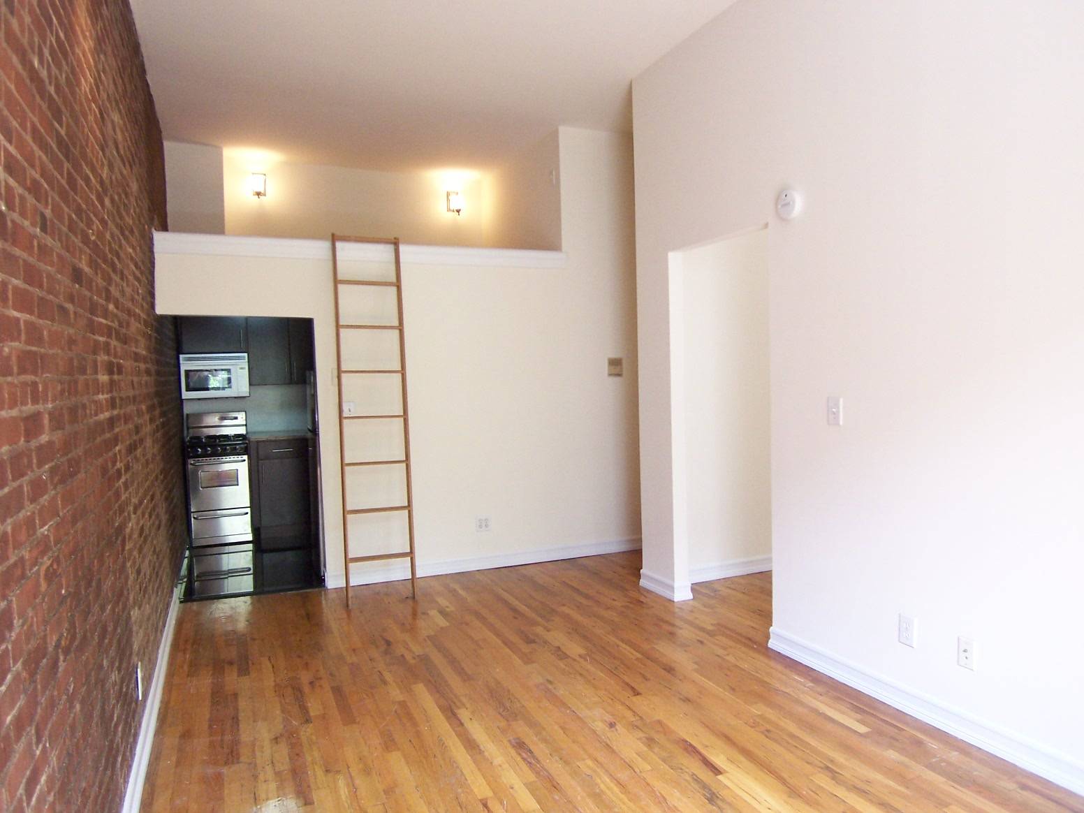 FANTASTIC SUNNY LOFT FOR SALE! UPPER WEST SIDE 