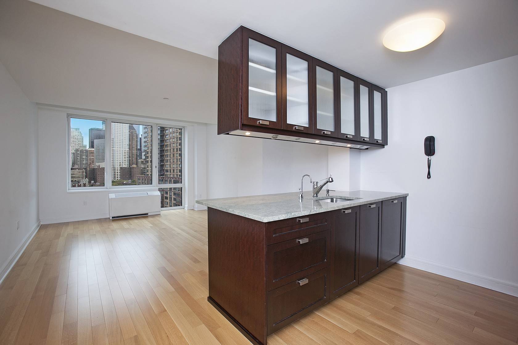 Best Price 2 Bedroom for rent at The Rushmore