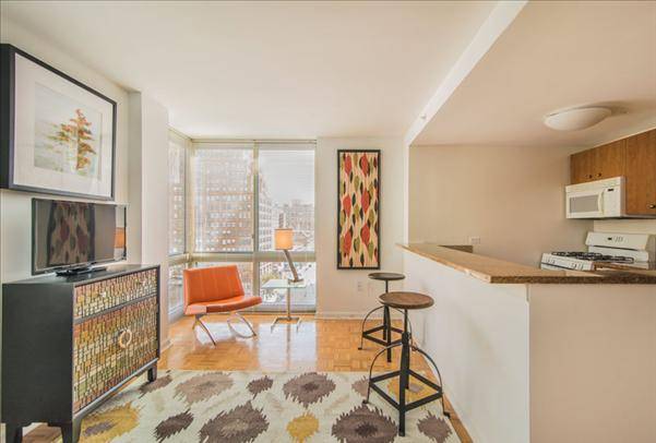 Sparkling two Bedrooms/2 Bathrooms apartment...New to market in PRIME LOCATION