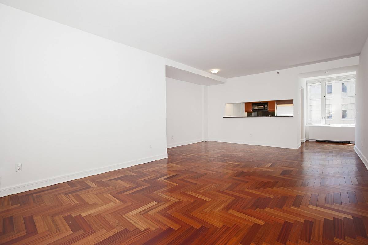 Sprawling 1 Bedroom 1.5 Bathroom at The Luxurious Trump Place Condominium!
