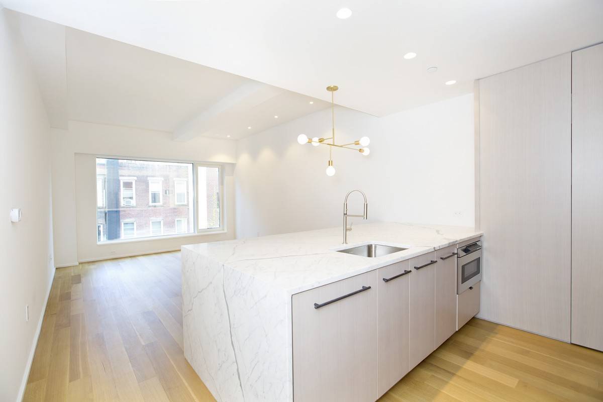 Midtown West Studio Loft W/ Home Office in New Development Condo Building W/ Roof, Storage, Gym, Washer/Dryer in Unit!