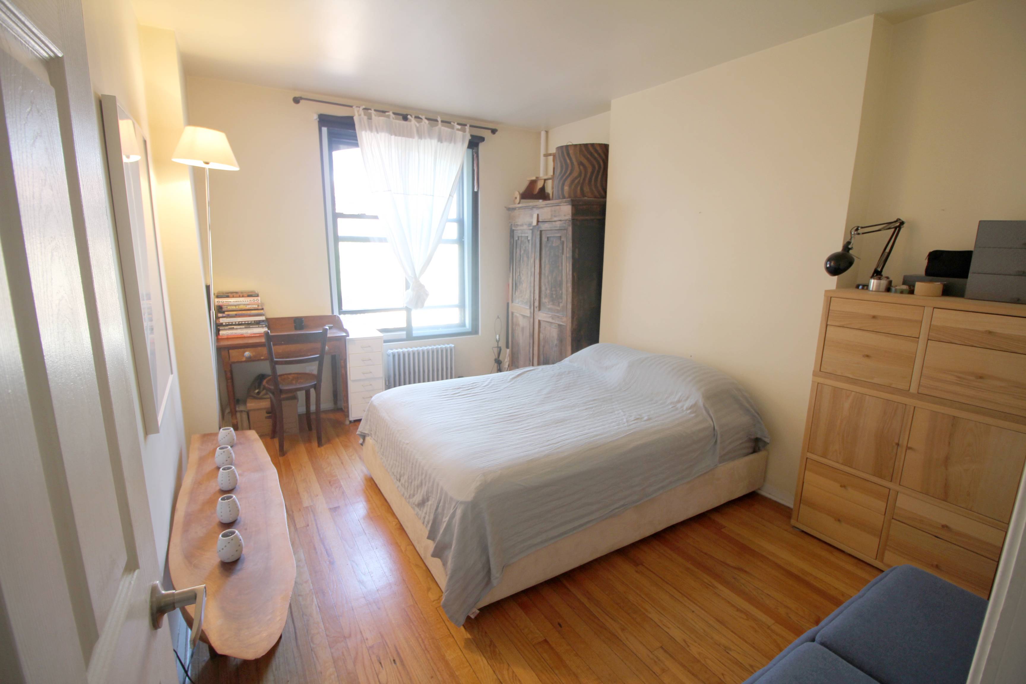 One Bedroom Condo in the Iconic Cobble Hill Towers of Downtown Brooklyn
