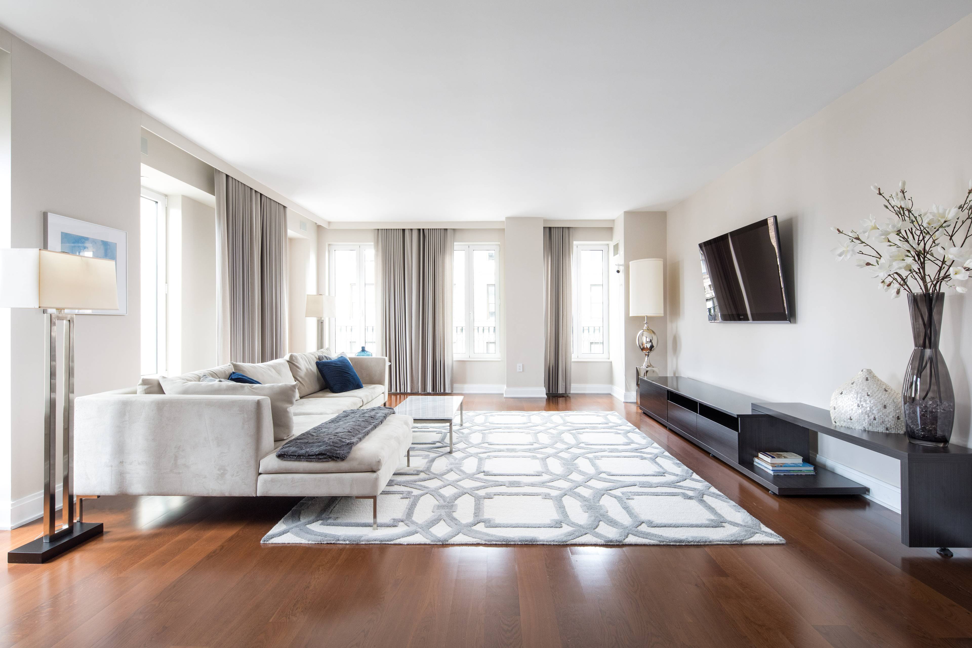 Extraordinary triple mint 3 bed 3 bath Condo