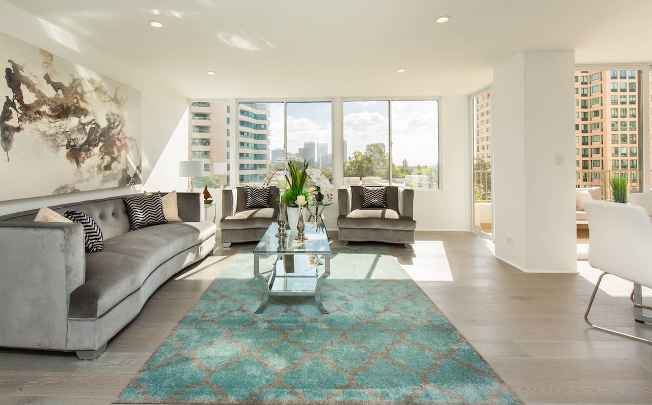 GORGEOUS STATE OF THE ART CONDO REMODELED TO PERFECTION!