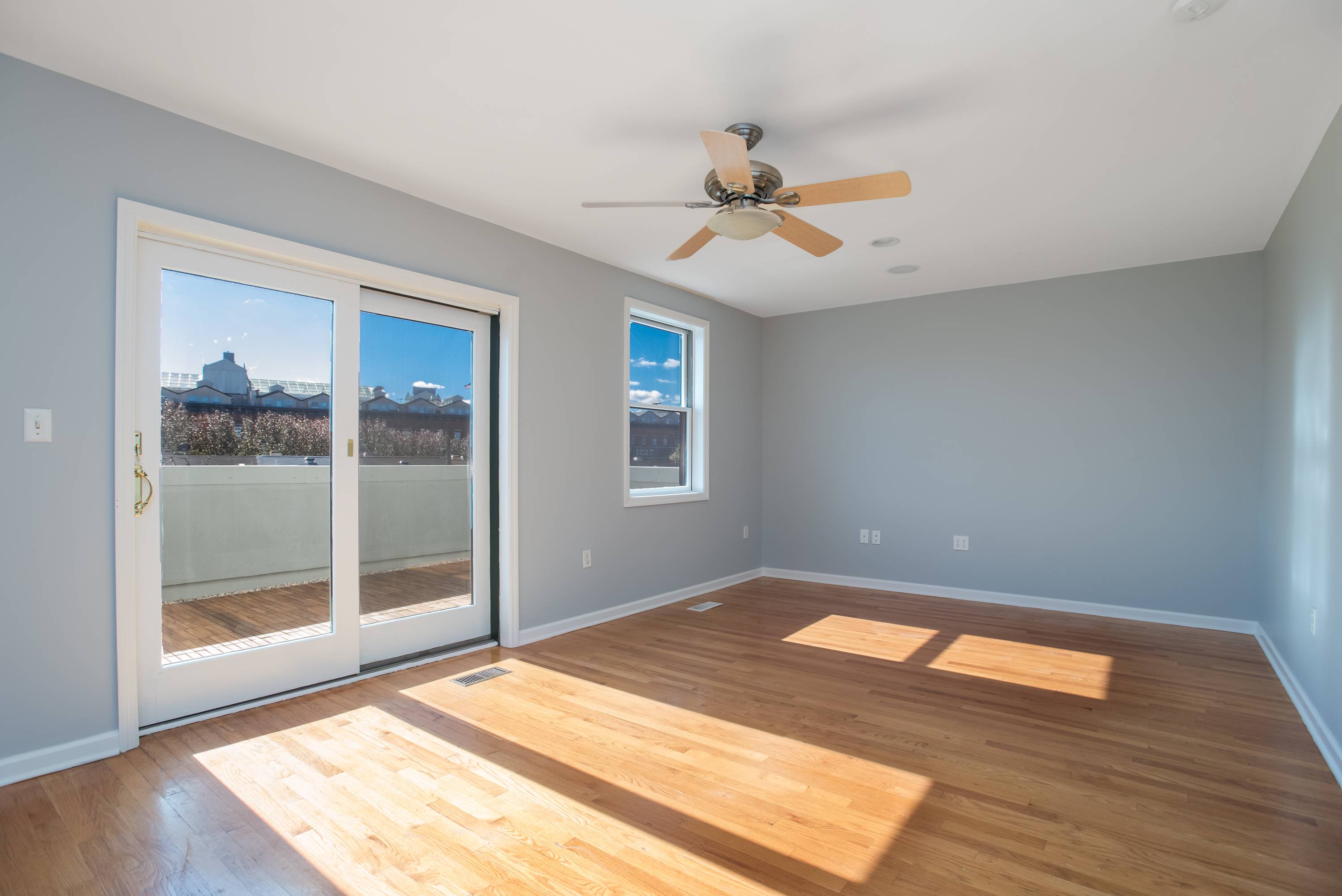 4 beds 2.5 baths over 2400 Sqft duplex with garage parking and 200 SQFT private outdoor space!