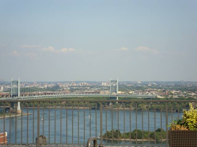 LUXURIOUS Upper East Side 1 Bedroom*Doorman/Concierge*Roof Deck* TOTAL RENOVATION*GORGEOUS!!