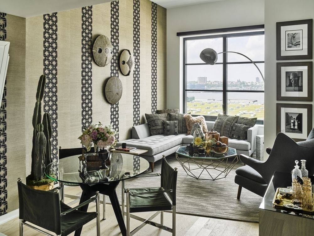 NO FEE! Amazing 1 bedroom!! Luxury high-rise, fitness center & classes, roof deck, wine vault, doorman, concierge!! Hudson Yards!!