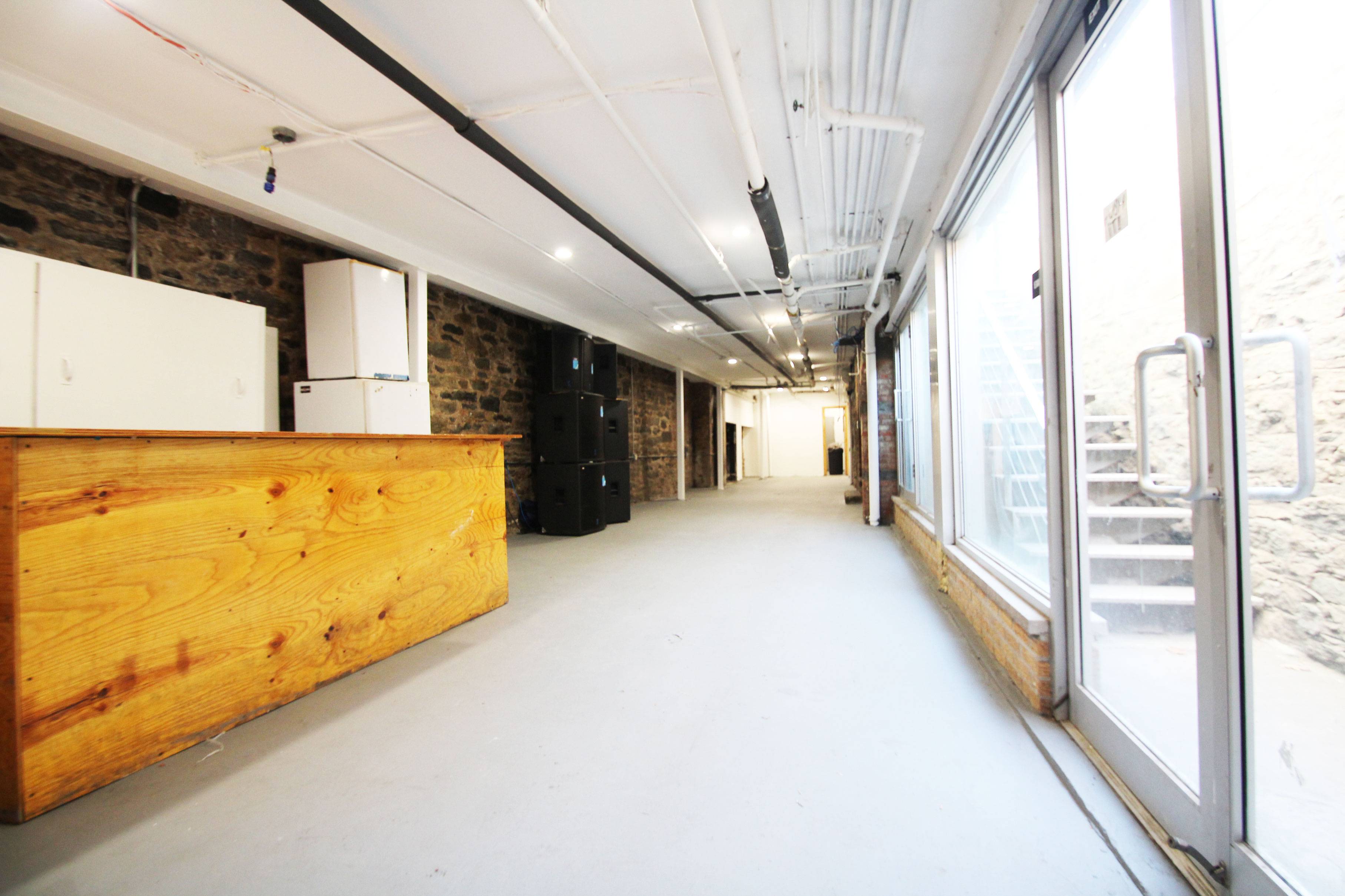 Williamsburg, Brooklyn: Lower Level Creative Commercial/Office Space for Lease