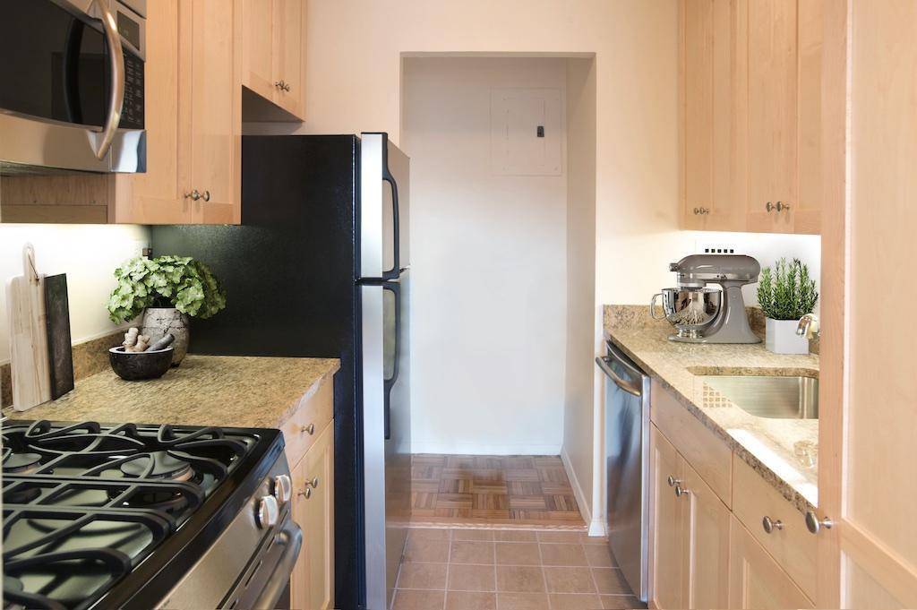 Waterfront View in Kips Bay One Bedroom