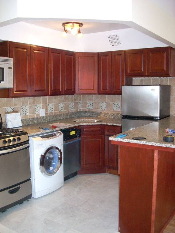 Beautiful 2 bedroom 2 bathroom for rent on tree line block in Gramercy Park