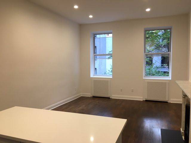 GREENWICH VILLAGE STUDIO APT**STEPS FROM WASHINGTON SQAURE PARK**NYU**WEST VILLAGE**