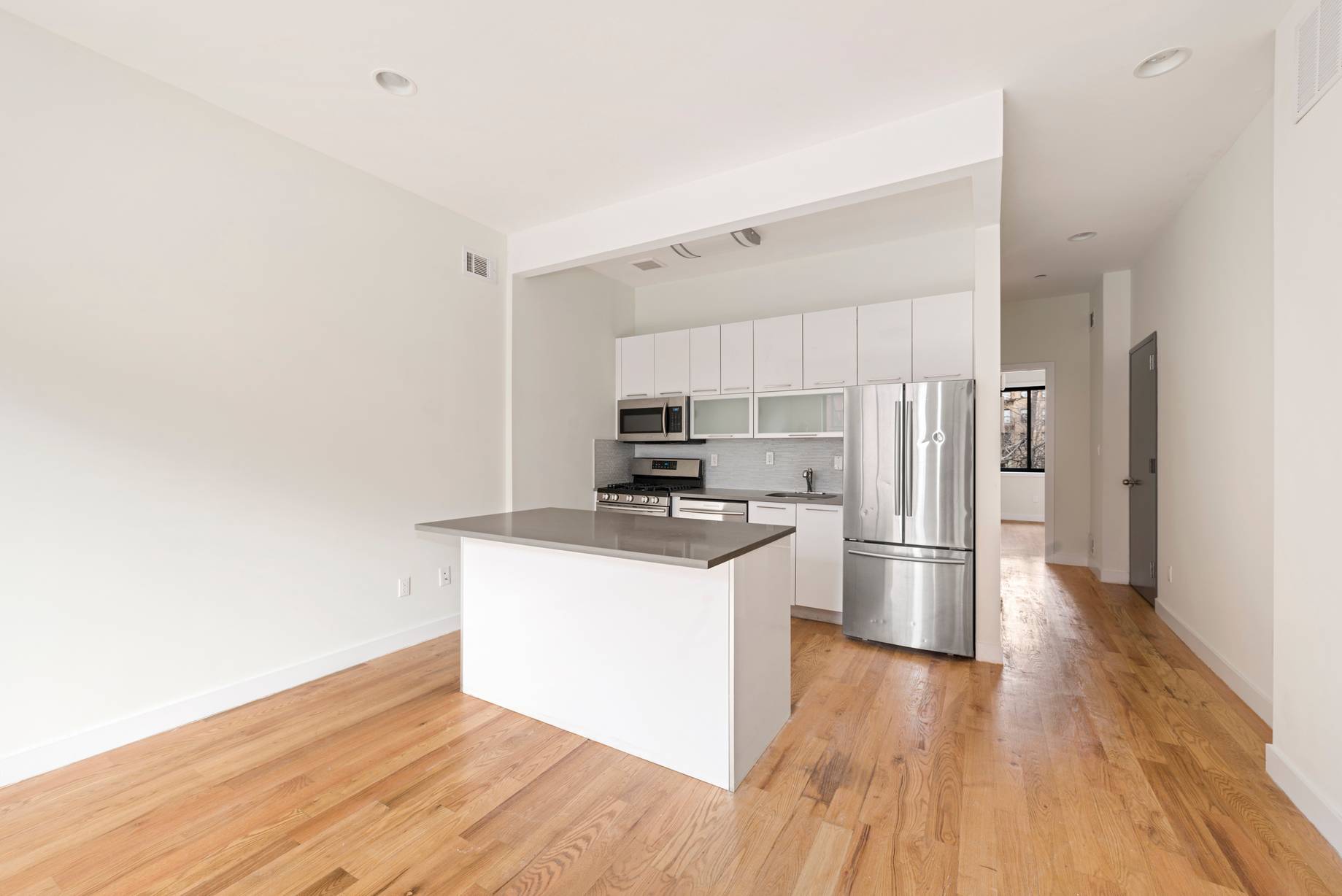 Amazing 3 Bedroom/2 Bathroom Duplex With A Washer/Dryer In-Unit & Private Backyard In Bedford-Stuyvesant!!