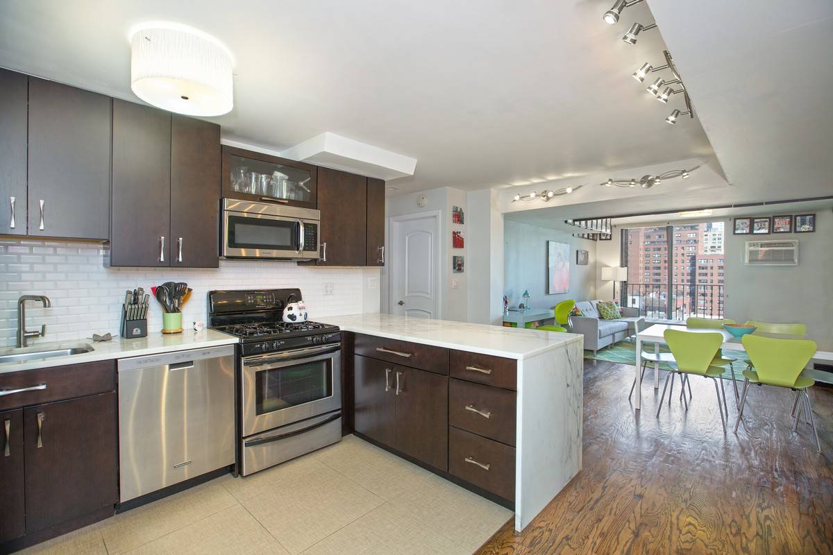 Renovated One Bedroom in Full-service Co-op Penny Lane Kips Bay!