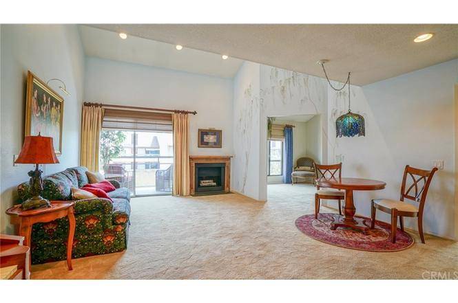 Top Floor Burbank Condo