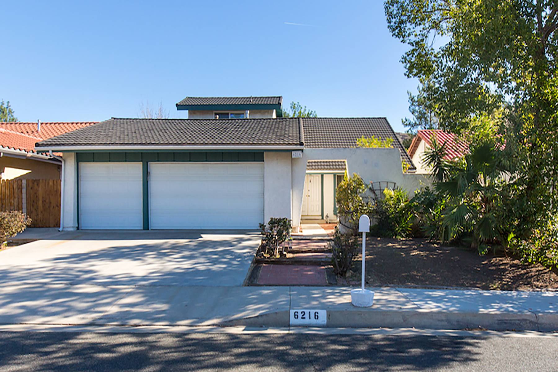 6216 Acadia Avenue, Agoura Hills, CA  91301