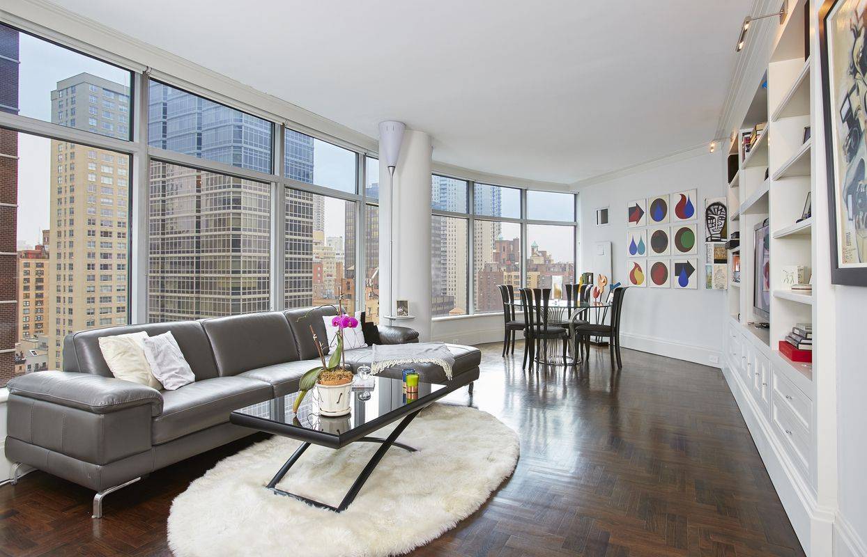 FANTASTIC MIDTOWN EAST AREA: 1BDR...1BATH..JUST FEW STEPS AWAY FROM ,PLAZA HOTEL
