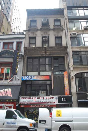 ENTIRE 4TH FLOOR *Ceilings - 14 feet  *Private Elevator access *Excellent commercial and residential foot traffic *Convenient to all subway lines at Times Square, Bryant Park, Rockefeller Center and Grand Central