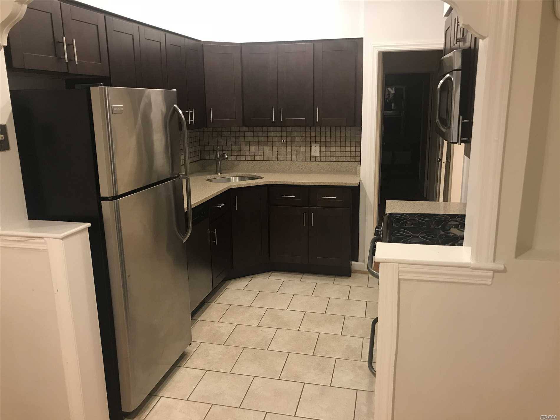 For Rent***  2 Bedroom, 2 Bath, House In Astoria (45th St And 20th Ave) Updated Kitchen.