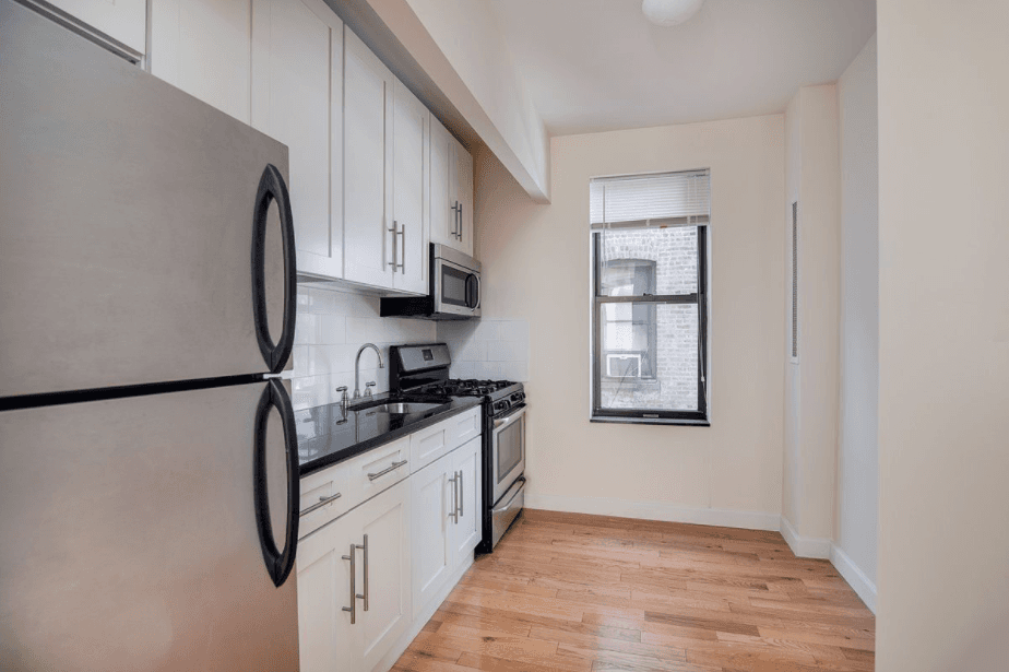 Beautiful 2-Bedroom Available in Washington Heights