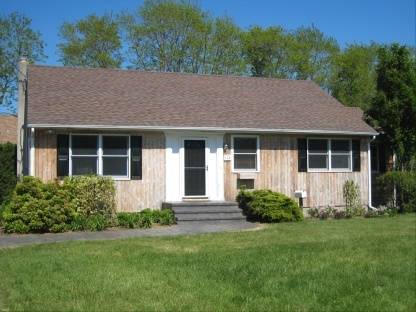 THREE BEDROOM SOUTHAMPTON VILLAGE 