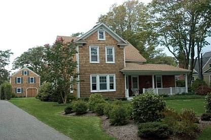 WONDERFUL SOUTHAMPTON VILLAGE HOME