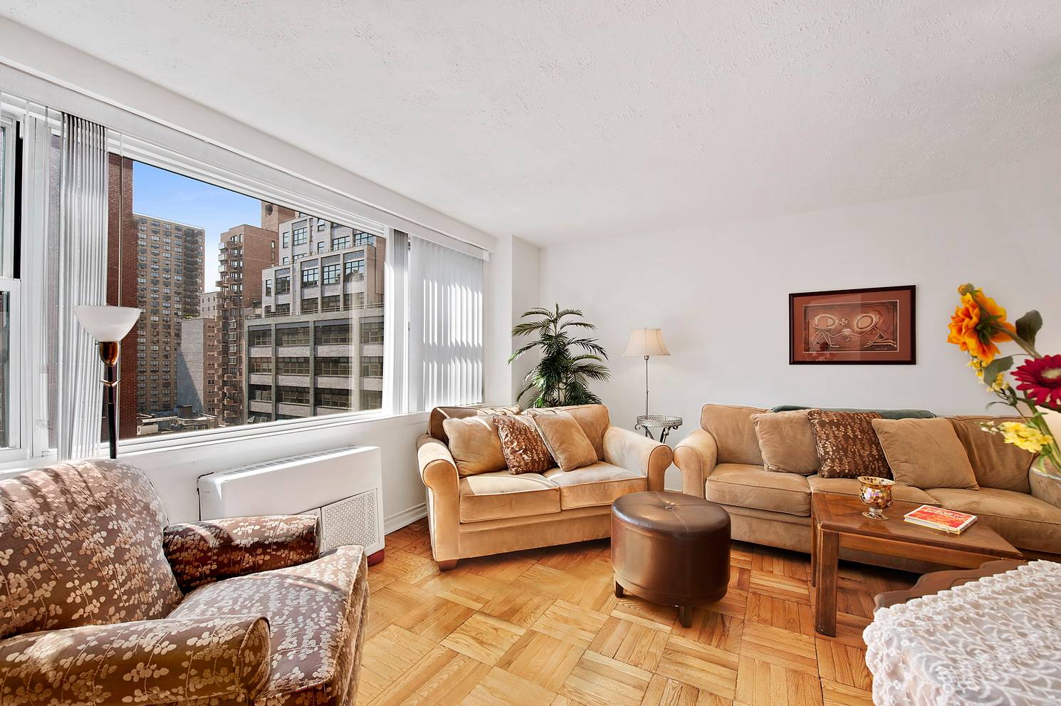 139 East 33 Street! #11D! Convertible One Bedroom!