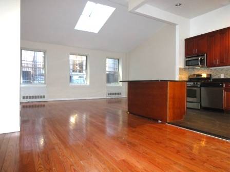  Loft in Tribeca Soho..!! ust See!!! 1500 Square feet!