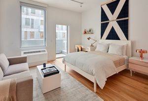 Great Building Next To Brooklyn Bridge has a studio for rent for 2.530 unit #1155 - NO FEE