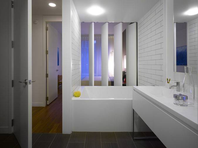 Luxury Living Downtown Manhattan High Floor Extra Large 1 bedroom 2 baths with Views