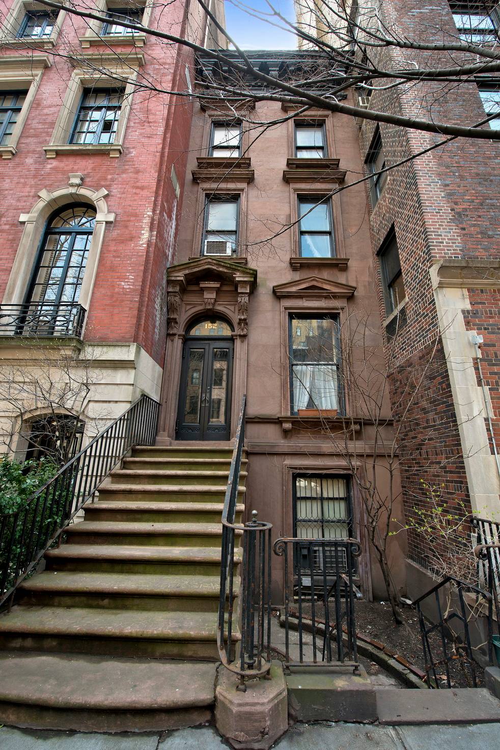 Single Family Townhouse for Sale: 152 East 71st Street