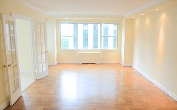Midtown West 57th St Large 1br $3700