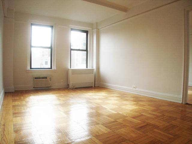W 83rd & Amsterdam*22x12 Living Room*16x11.5 Bedroom*ELV & Laundry*PT DM