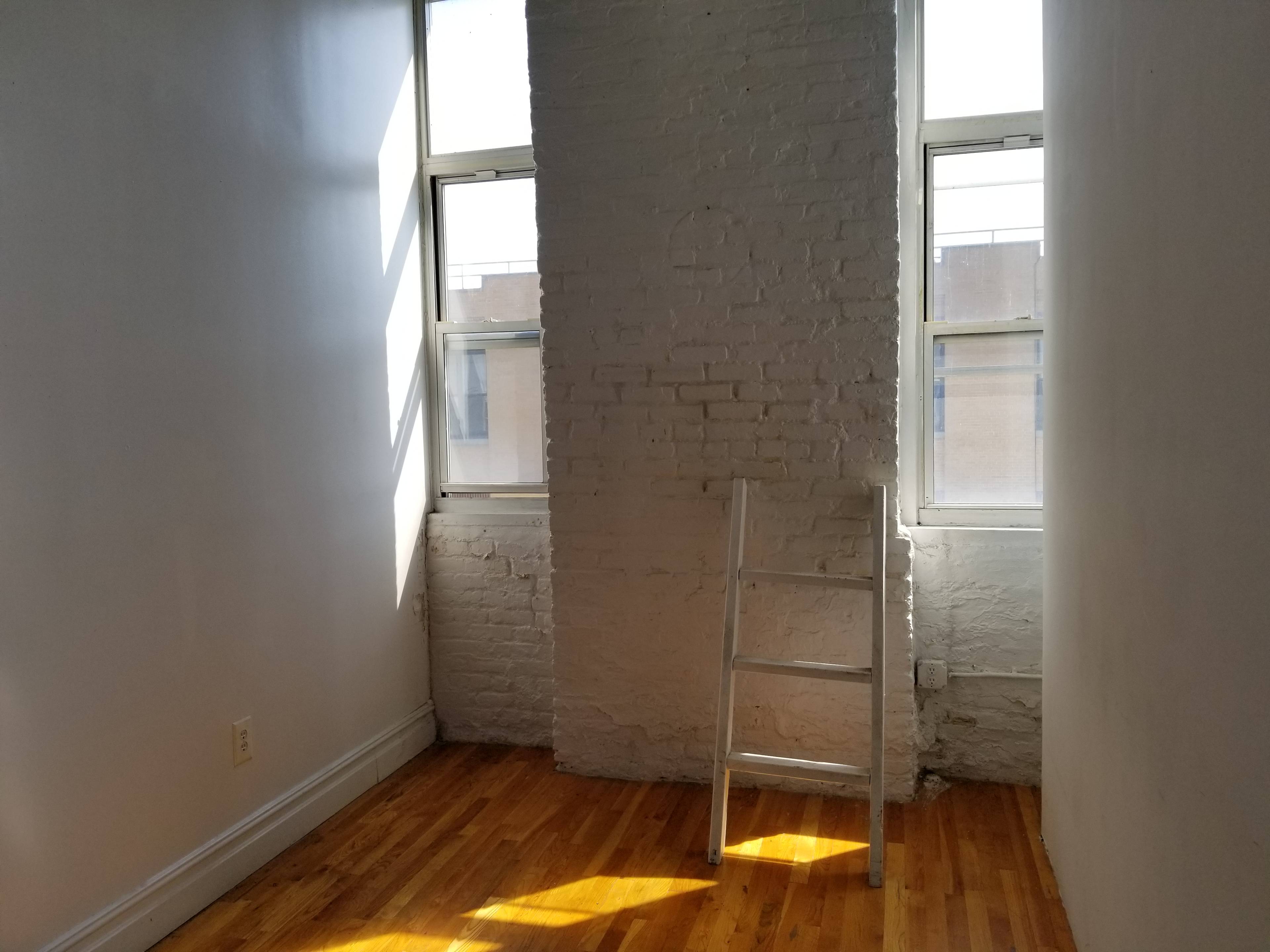 Industrial 3 Bedroom Loft in Prime Bushwick - No Fee - 2 Blocks to Train