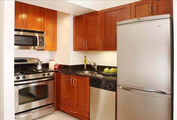 Charming South Facing Studio in The Upper Westside!!!