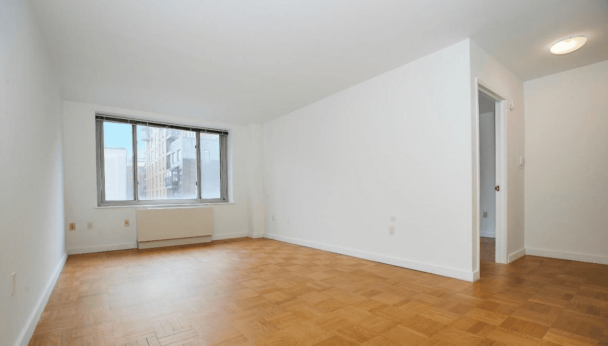 WEST CHELSEA FLEX 3 BEDROOM..ELEVATOR BUILDING..HIGH LINE..CHELSEA PIERS