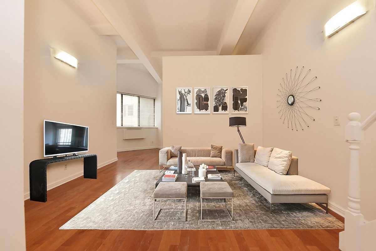 Two Bedroom Loft in Turtle Bay