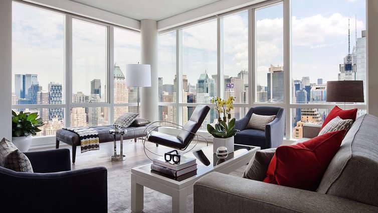 Hudson Yards 3 Bed 3 Bath, Floor to Ceiling Windows, WIC, Chefs Kitchen, River and City Views, Swimming Pool, Bowling, No Fee