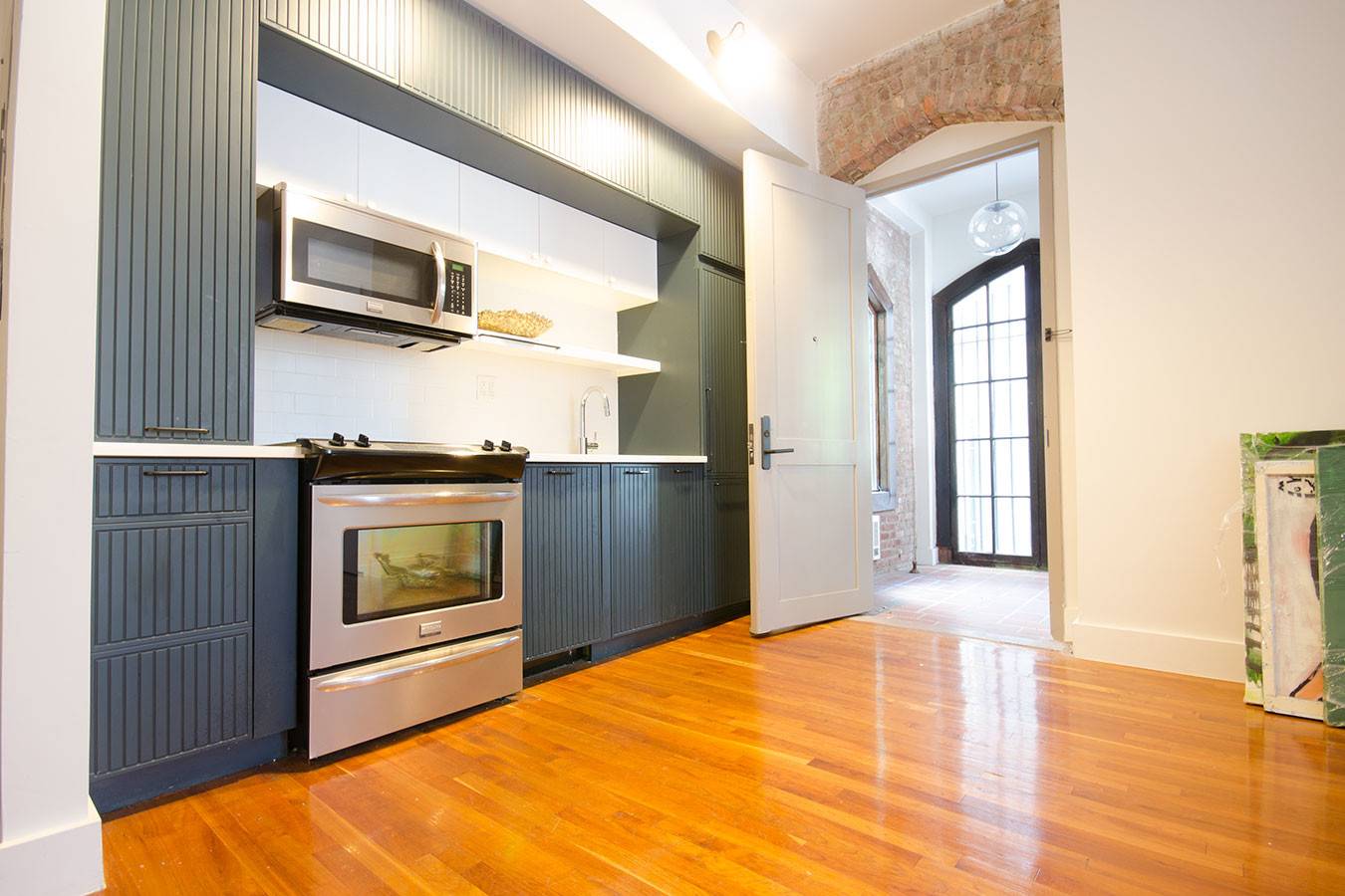 Spacious No Fee 2 Bedroom in Prime Stuyvesant Heights - Close to Express A