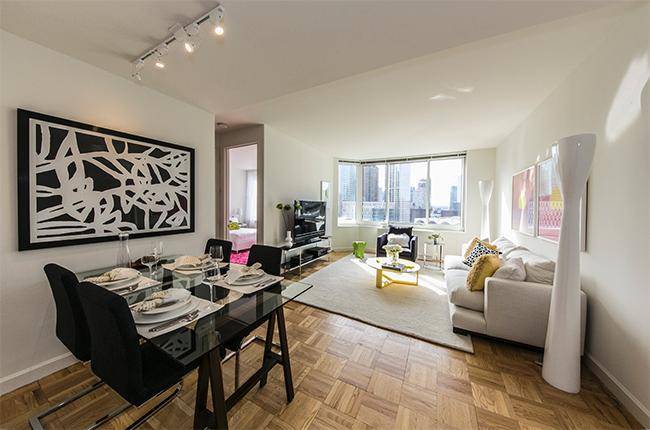 Upper West Side, 1 Bedroom 1 Bath, Full Service Luxury Building, Pool, No Fee