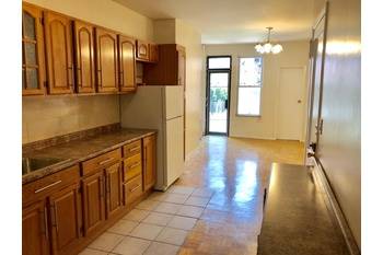 Railroad One Bedroom Apartment Right by the Greenpoint Waterfront!