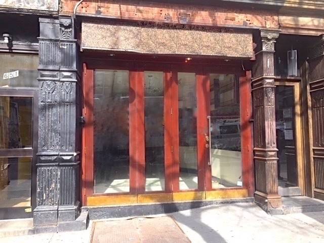 Vented Restaurant..Recently Renovated..In the Heart of the Theater District..Food Ok
