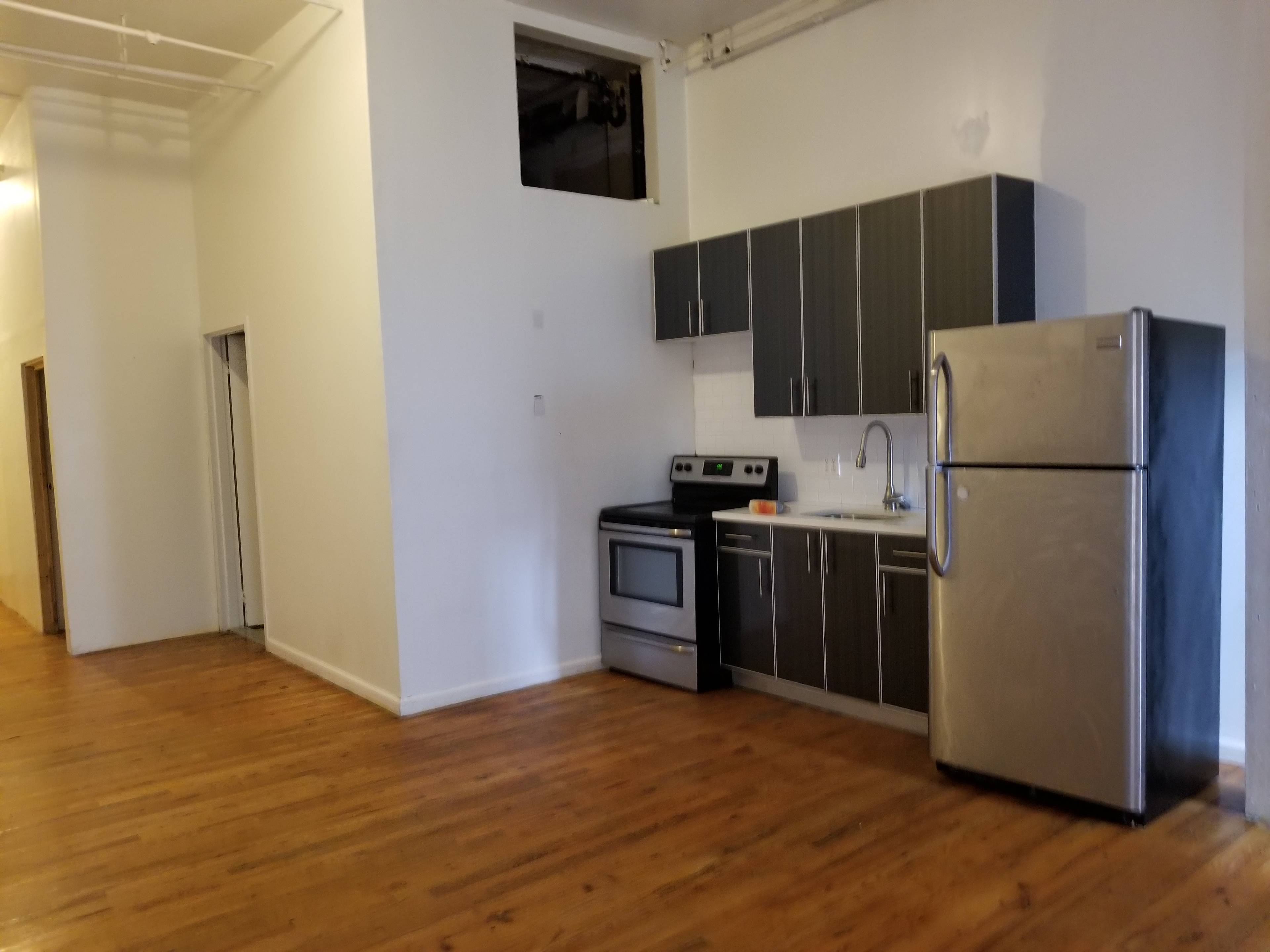 Spacious No Fee 3 Bedroom Loft in Prime Bushwick