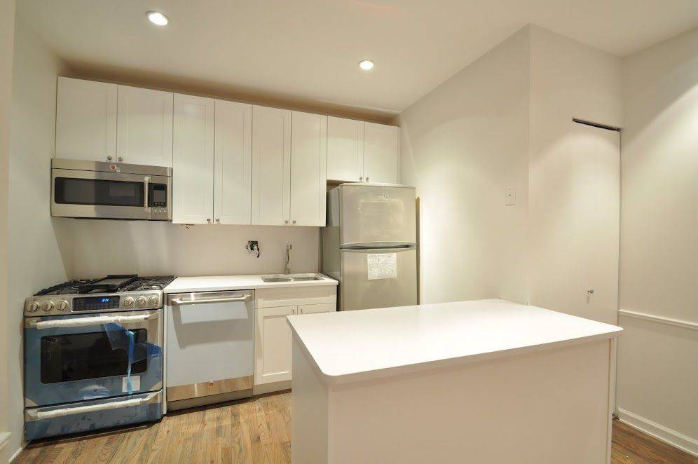 Gorgeous 3 Bedroom / 2 Bath - Beautiful Elevator Building - Pre-War Detailing