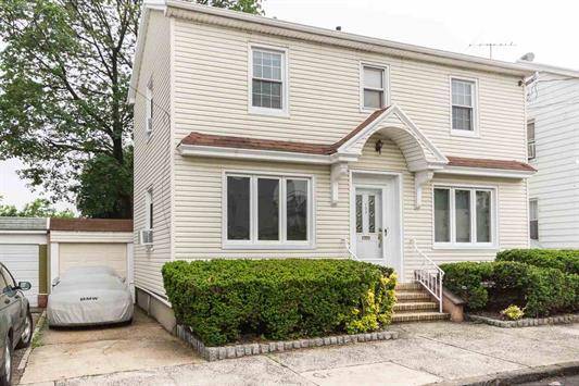 Beautiful Single Family Home in Jersey City