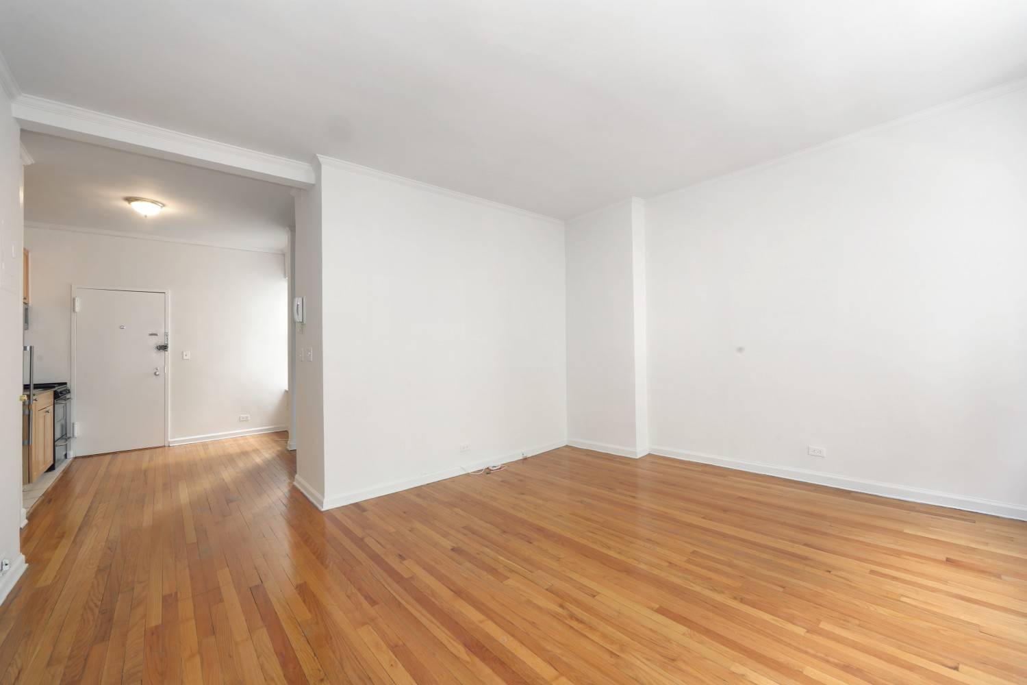 True 2Bed/ 1Bath.. Prime Upper East Side.. Steps away from Central Park