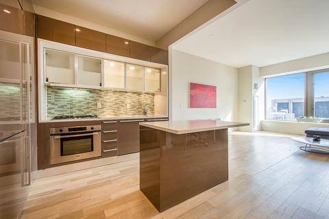 **Gorgeous**Studio**Located in the Financial District