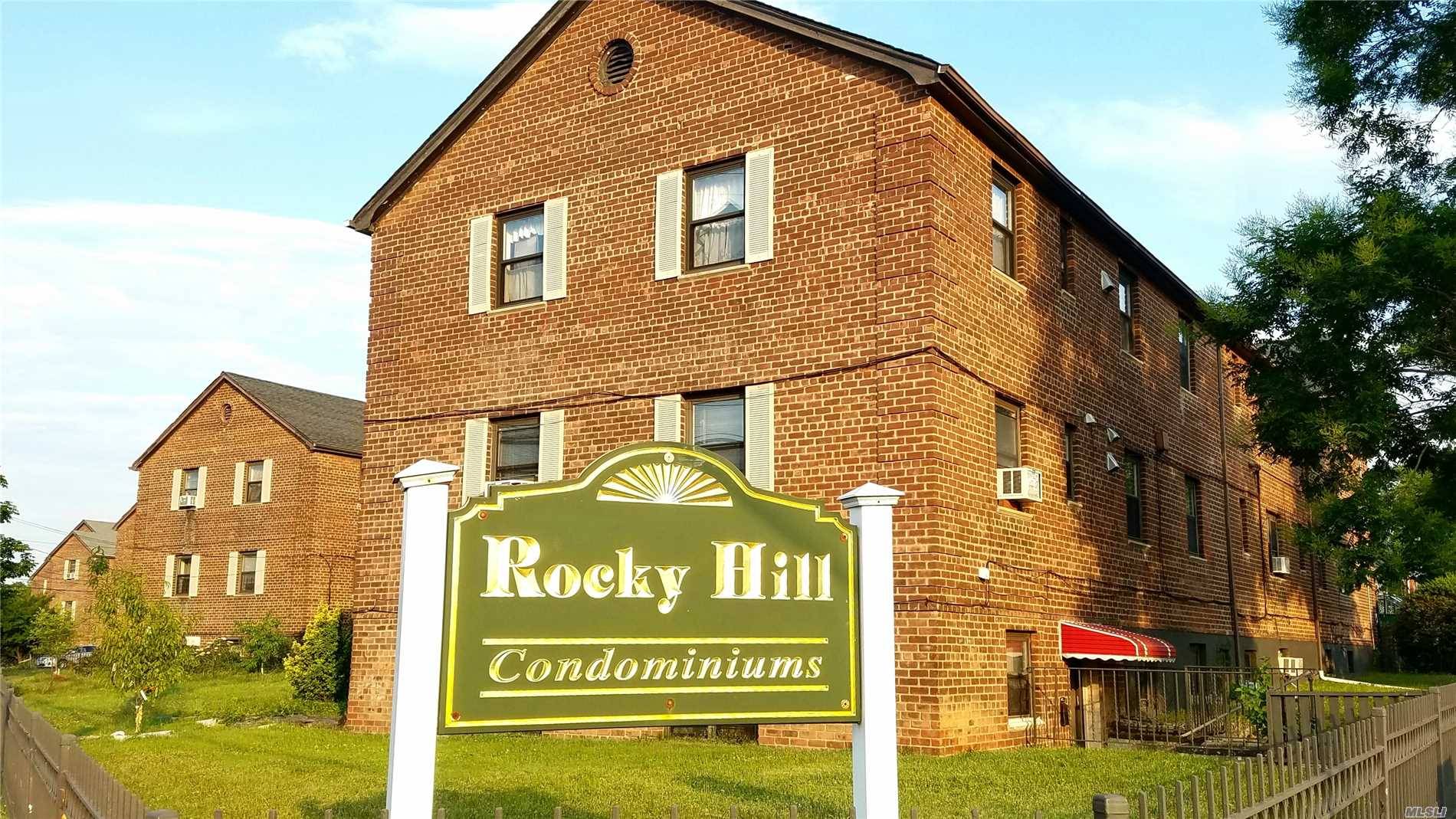 Rocky Hill House queens